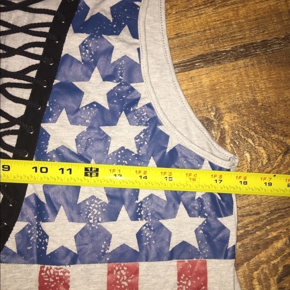 ❤️ Entro size medium‎ flag patriotic festival lace up tank red gray blue - Picture 3 of 5